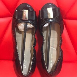 Ann Taylor Black Flats